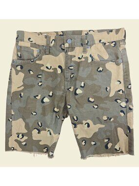 Levis Men's Camouflage Lo-Ball Shorts Size 32